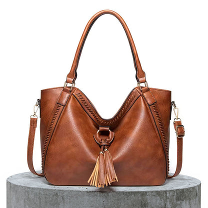 Nellie’s Elegant Sophistication | Schultertasche