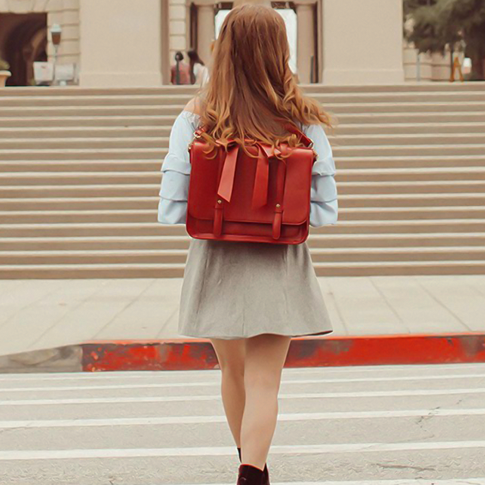 Vintage Satchel mit Schleife und Kussmund